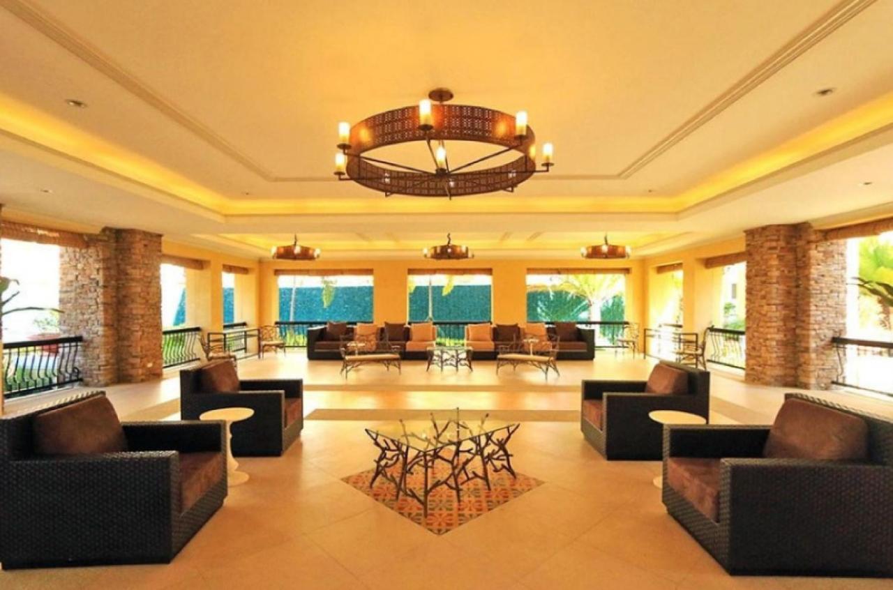 Kara'S Condotels Cebu Exterior photo