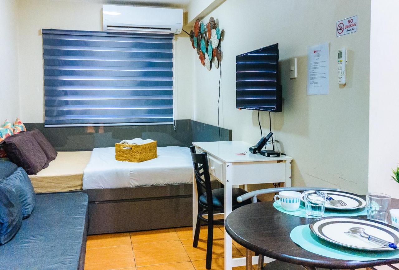 Kara'S Condotels Cebu Exterior photo