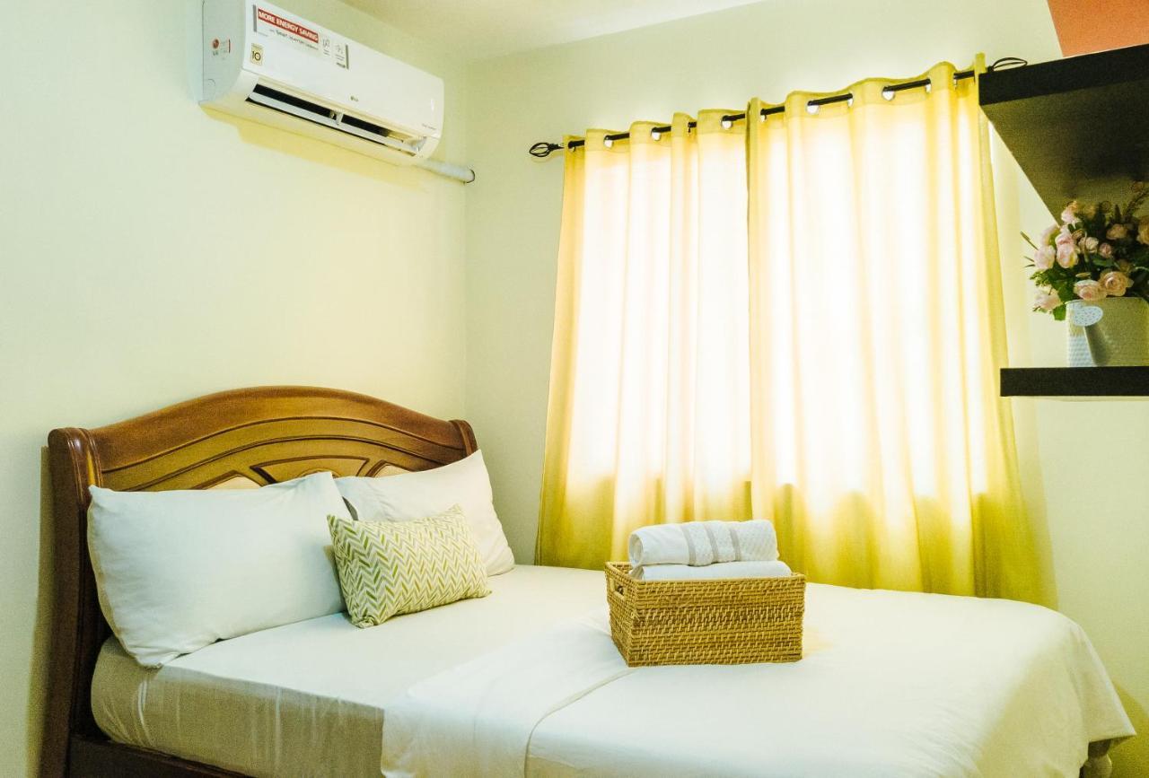 Kara'S Condotels Cebu Exterior photo